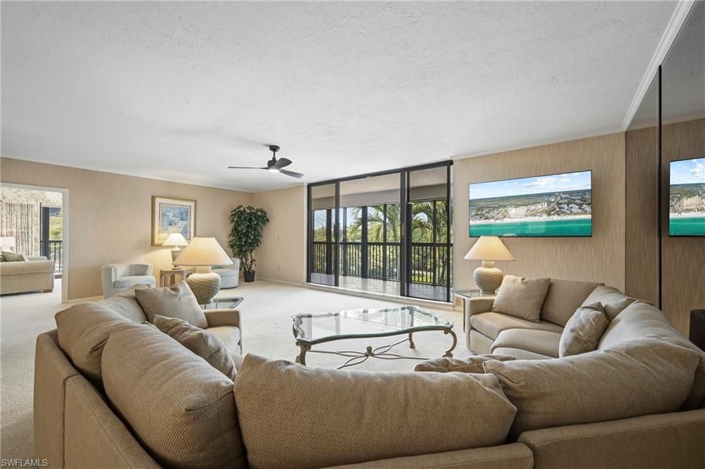 6075 Pelican Bay Blvd, Unit 201, Naples, FL 34108 Photo