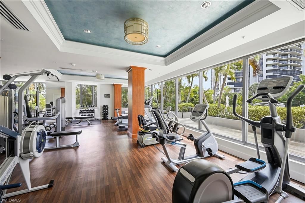 6075 Pelican Bay Blvd, Unit 201, Naples, FL 34108 Photo