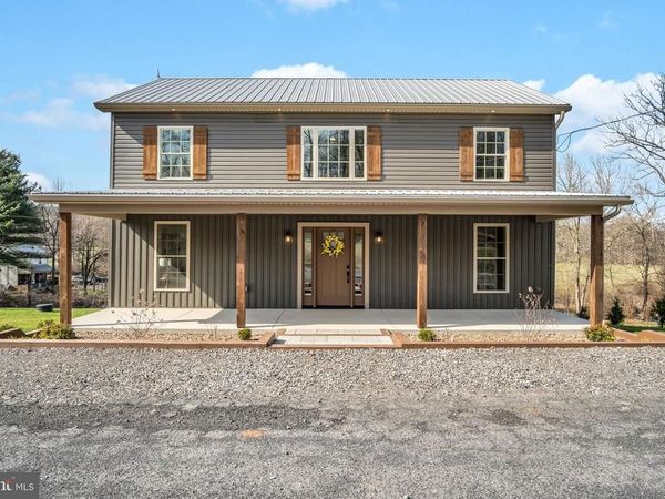 22 ACADEMY ROAD, NEWPORT, PA 17074