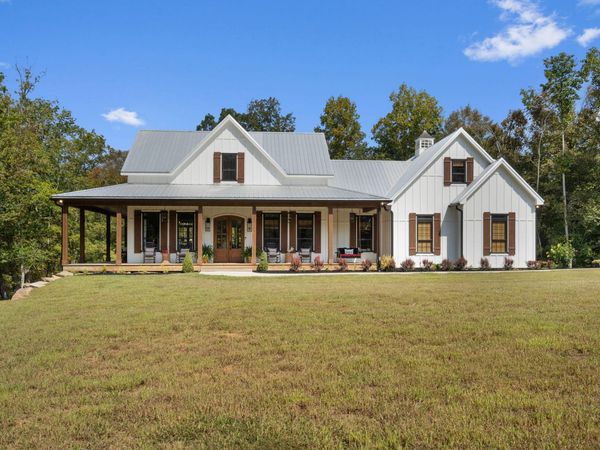 450 County Road 28, Calhoun, TN 37309