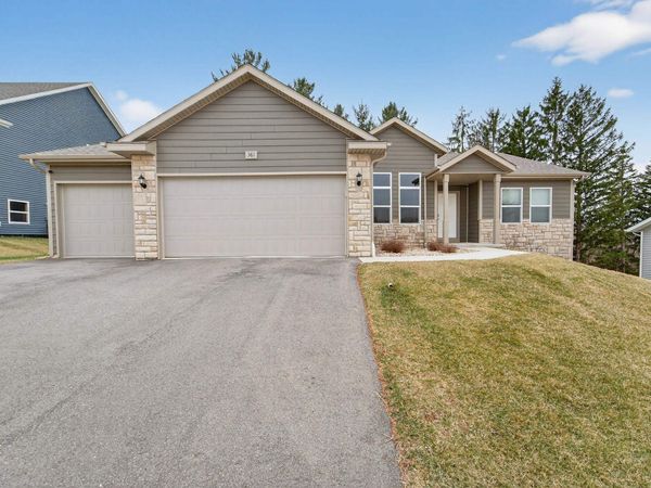 381 Bell View Avenue, Belleville, WI 53508