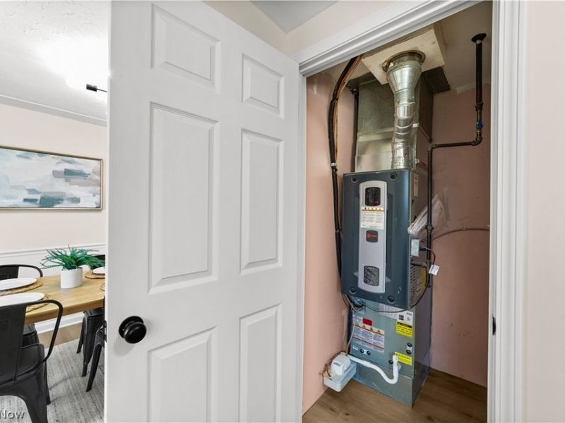 4895 Redwood Drive , Sheffield Lake, OH 44054 Photo 16