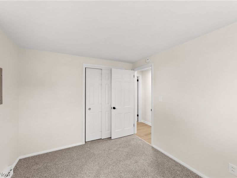 4895 Redwood Drive , Sheffield Lake, OH 44054 Photo 22