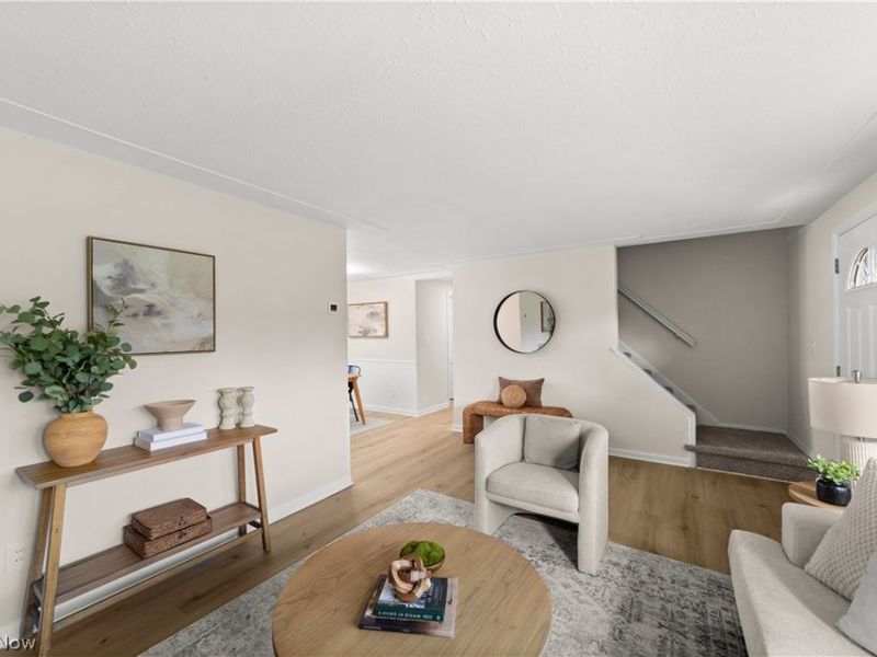 4895 Redwood Drive , Sheffield Lake, OH 44054 Photo 5