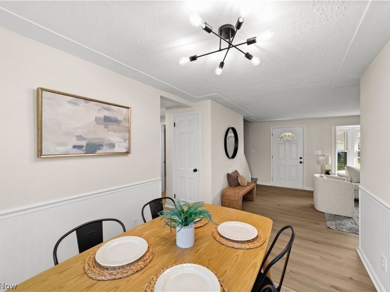 4895 Redwood Drive , Sheffield Lake, OH 44054 Photo 7