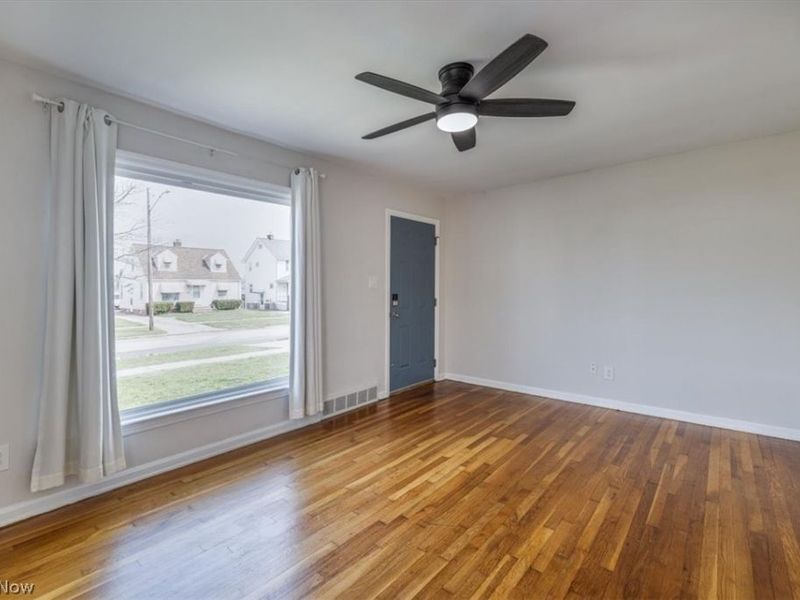 3111 Tuxedo Avenue, Parma, OH 44134 Photo 5