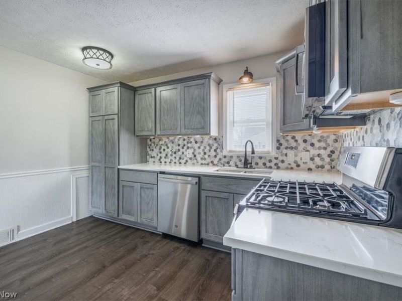 3111 Tuxedo Avenue, Parma, OH 44134 Photo 7