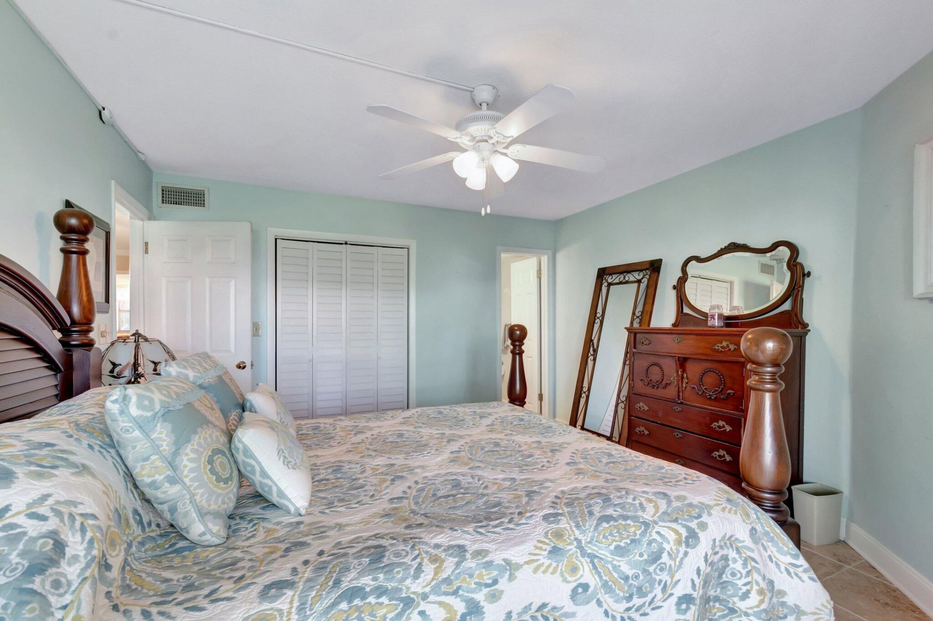 5550 N Ocean Boulevard, Unit 107, Ocean Ridge, FL 33435 Photo