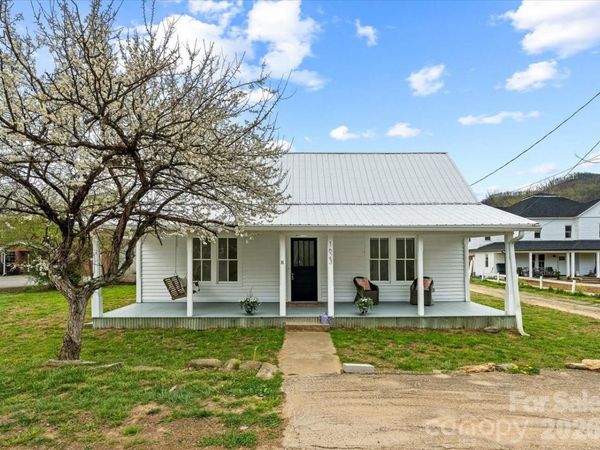 1623 Barnardsville Highway , Barnardsville, NC 28709