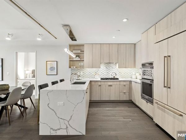 800 Ave At Port Imperial 317, Unit 317, WEEHAWKEN, NJ 07086