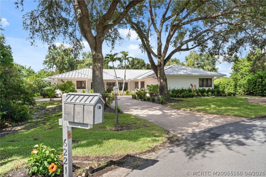 6221 SW Thistle Terrace, Palm City, FL 34990 Photo