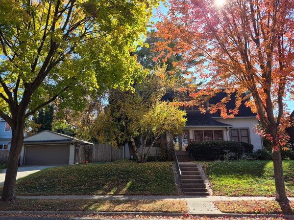 201 W 48th Street, Minneapolis, MN 55419