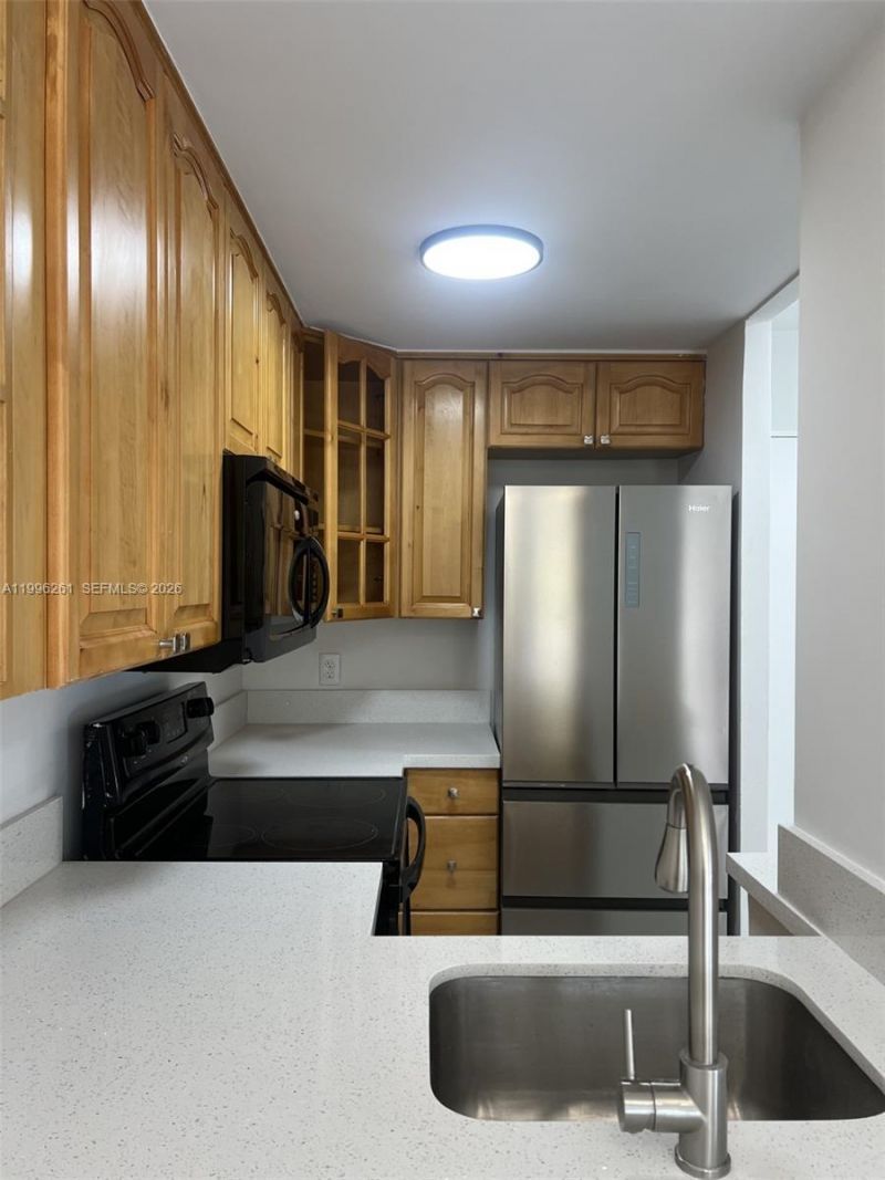 7801 NE 4th Ct, Unit 101, Miami, FL 33138 Photo