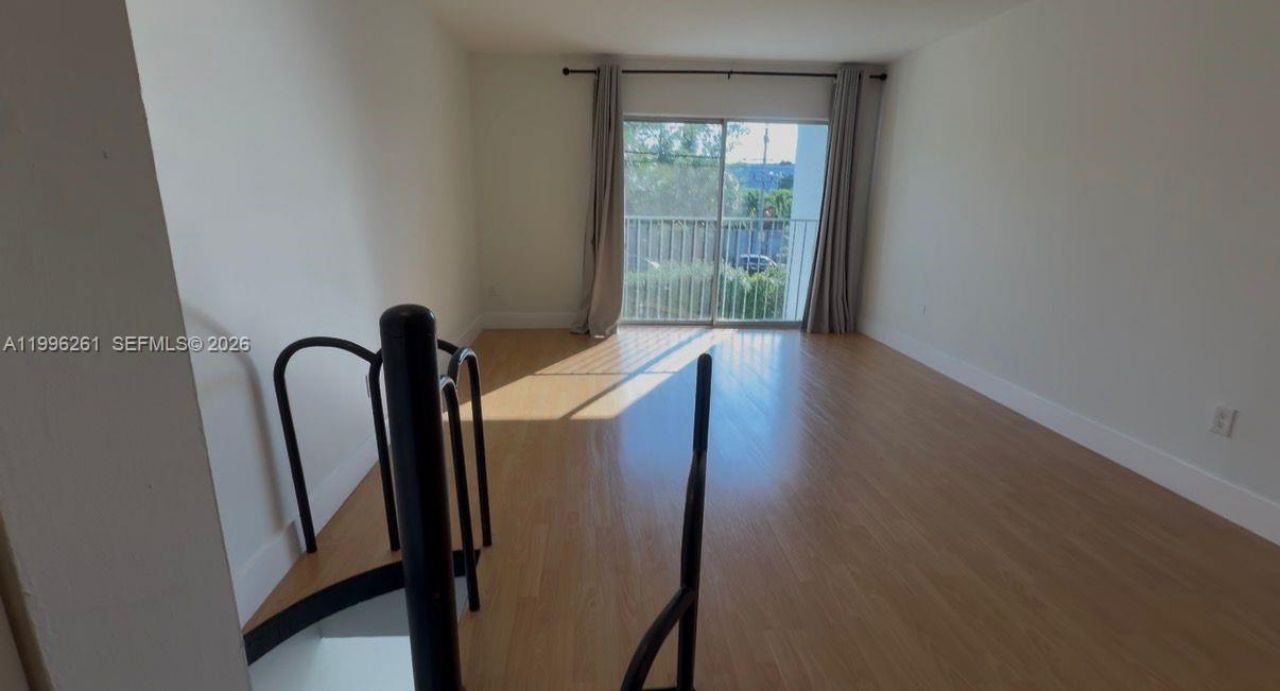 7801 NE 4th Ct, Unit 101, Miami, FL 33138 Photo