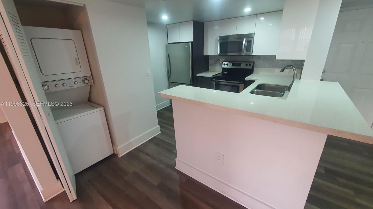 9885 Nob Hill Ct, Unit 9885, Sunrise, FL 33351 Photo