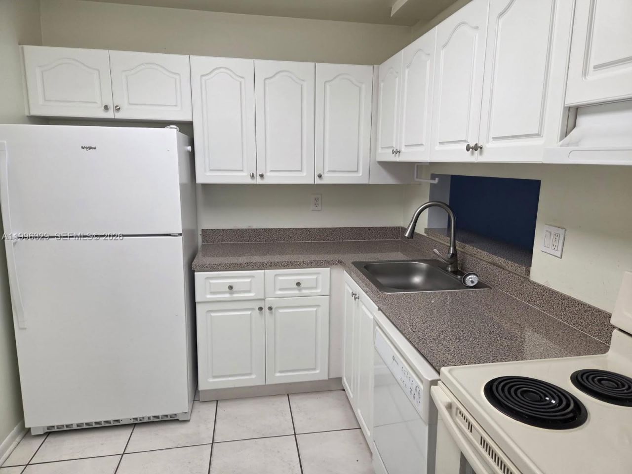 8015 SW 107th Ave, Unit 221, Miami, FL 33173 Photo