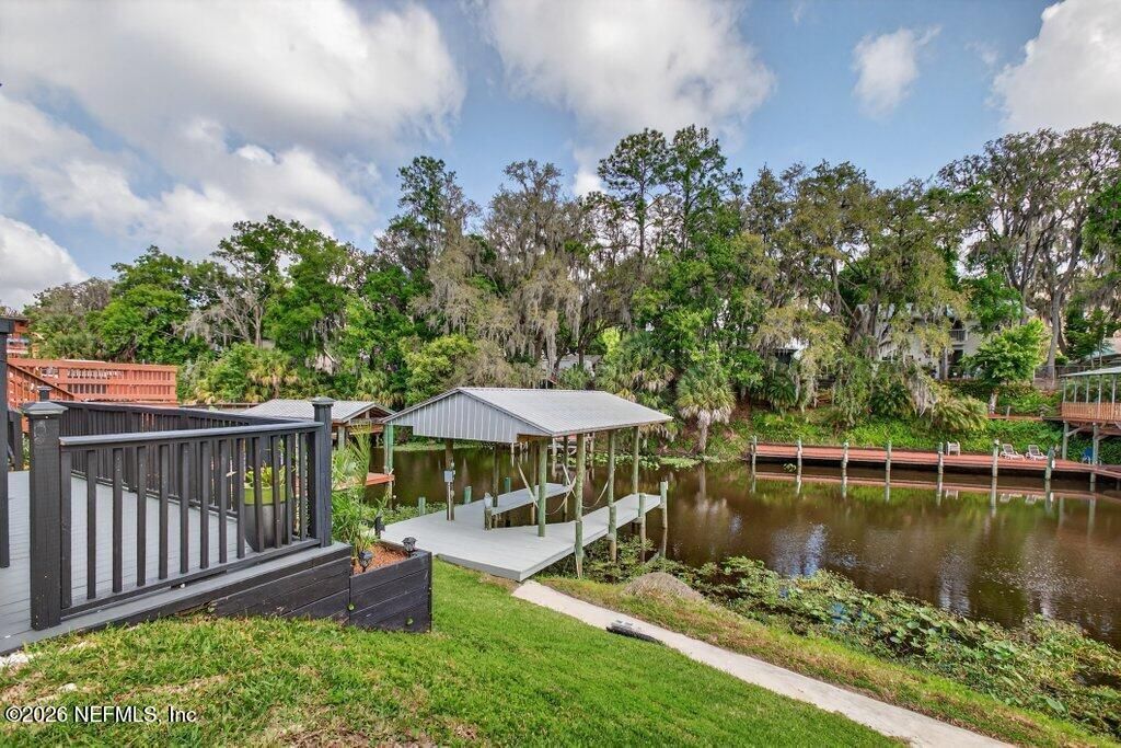 292 Maxwell Drive, Welaka, FL 32193 Photo