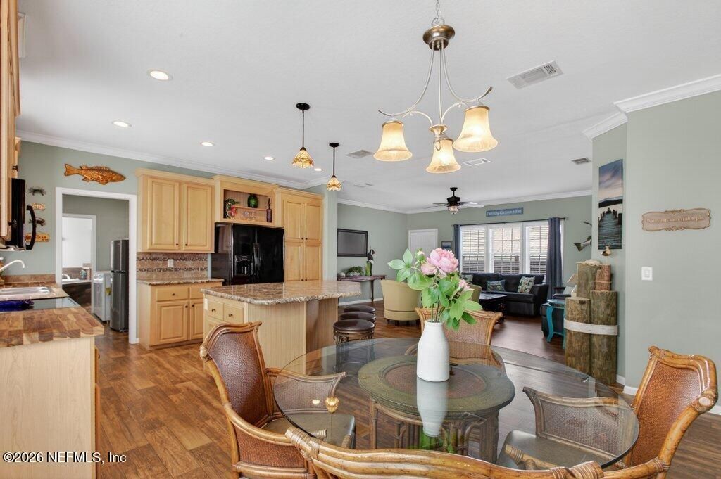 292 Maxwell Drive, Welaka, FL 32193 Photo