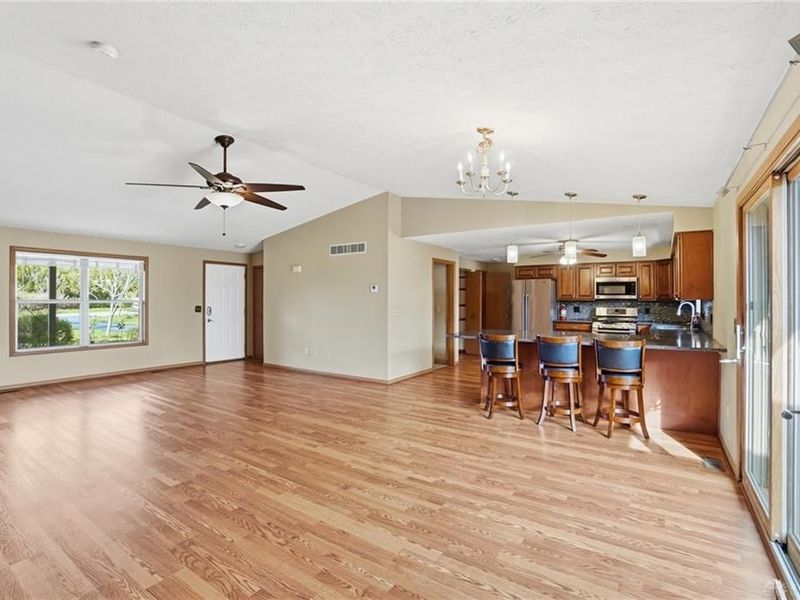 4248 Powell Road, Huber Heights, OH 45424 Photo 14