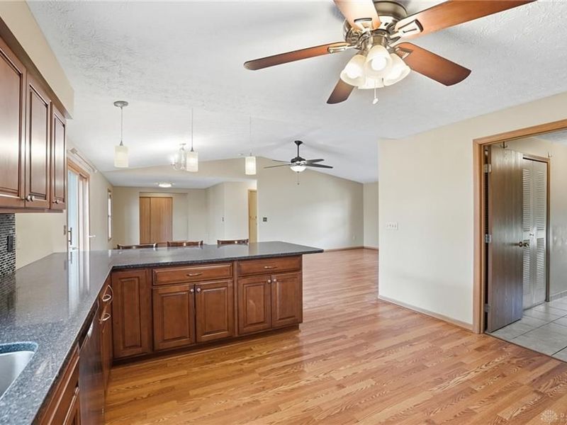 4248 Powell Road, Huber Heights, OH 45424 Photo 25