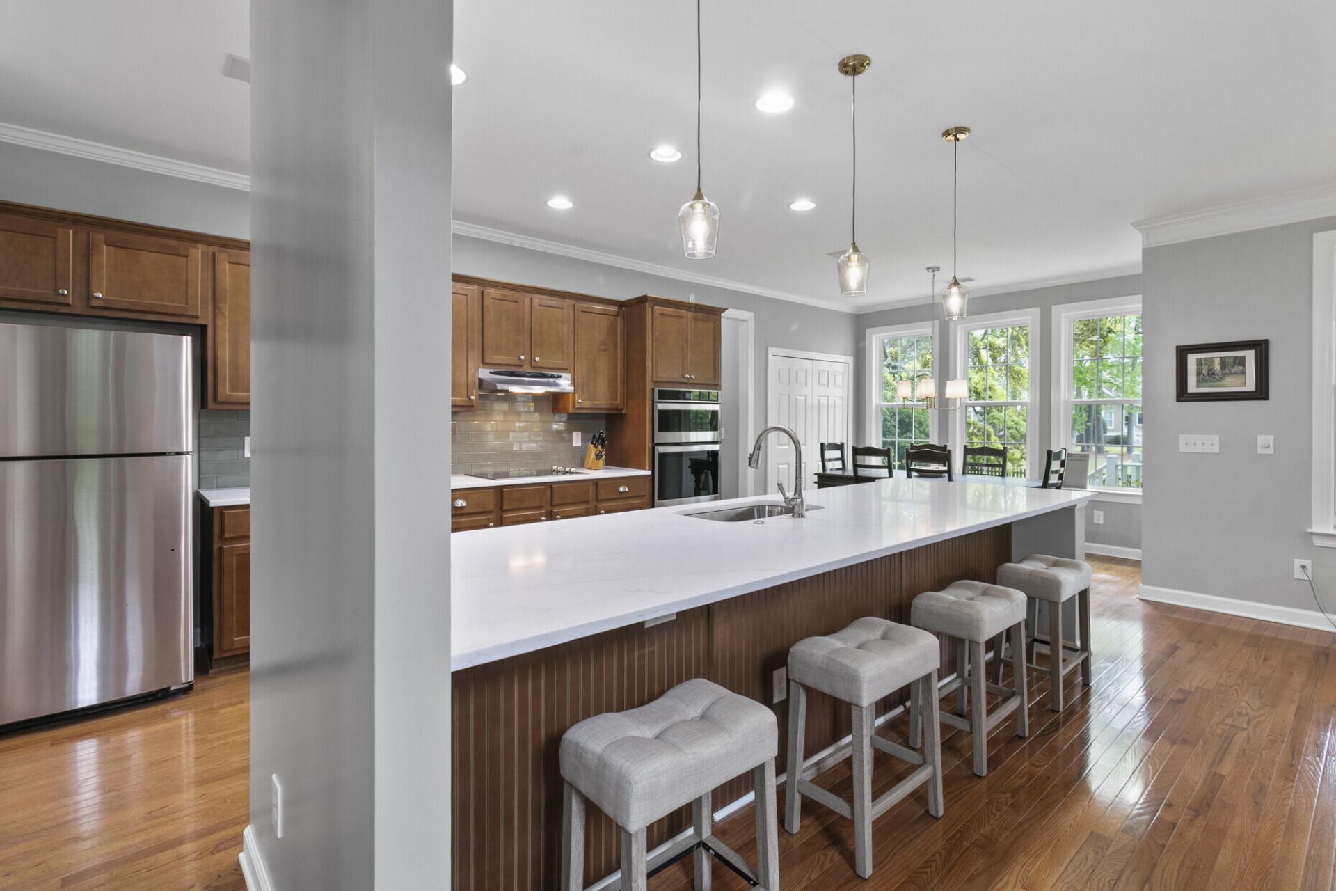 3124 Treadwell Street Photo 16