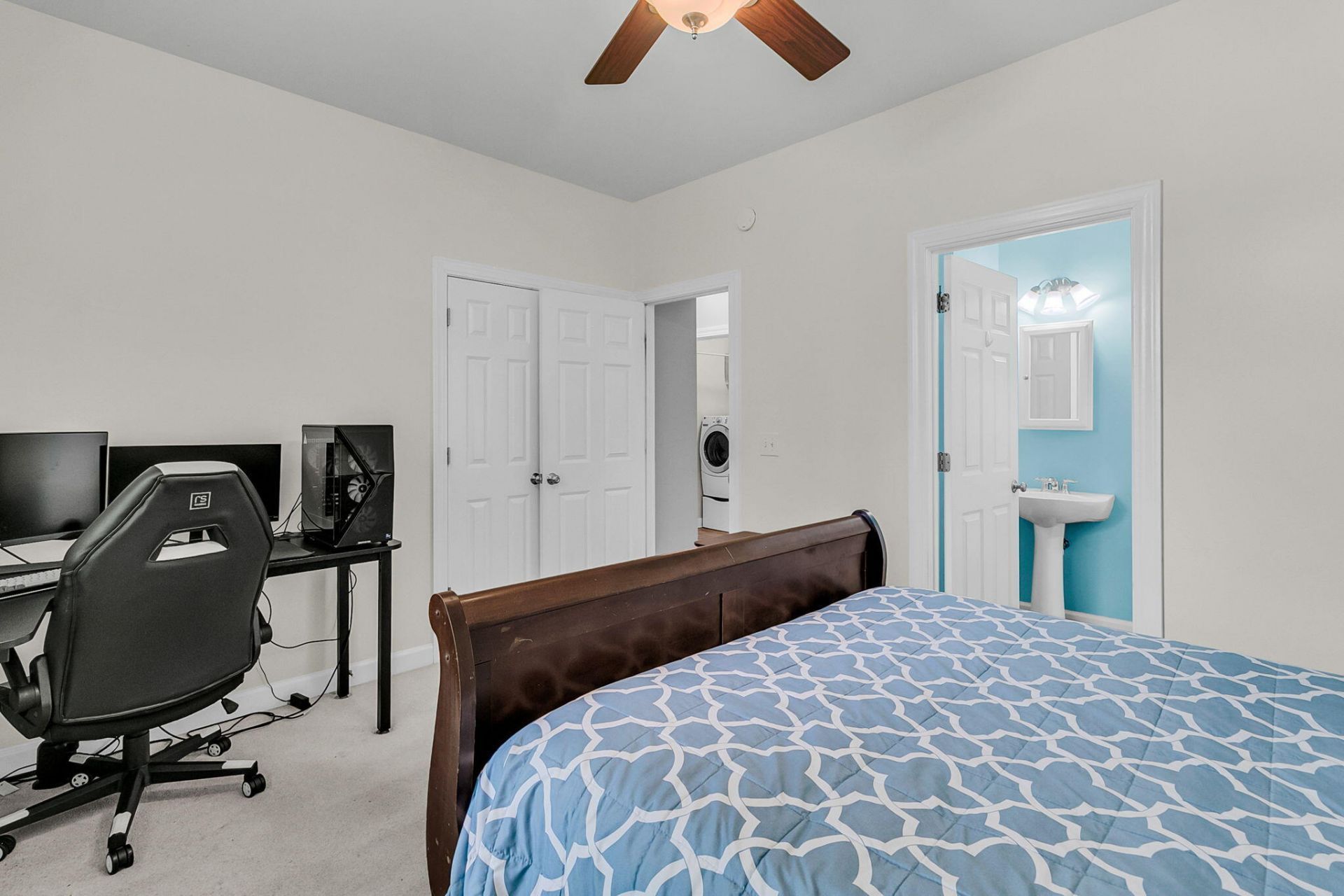 3124 Treadwell Street Photo 25