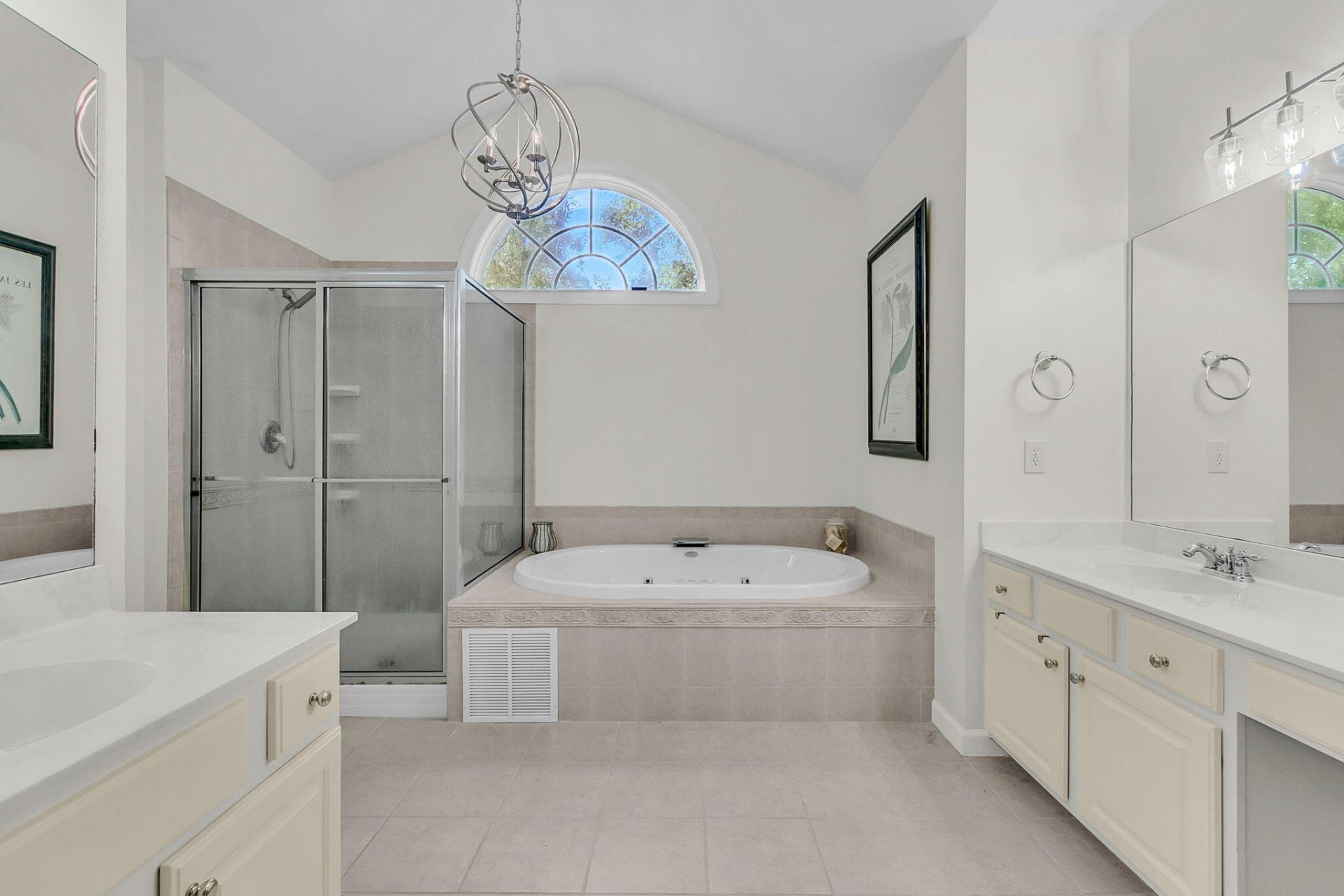 3124 Treadwell Street Photo 33