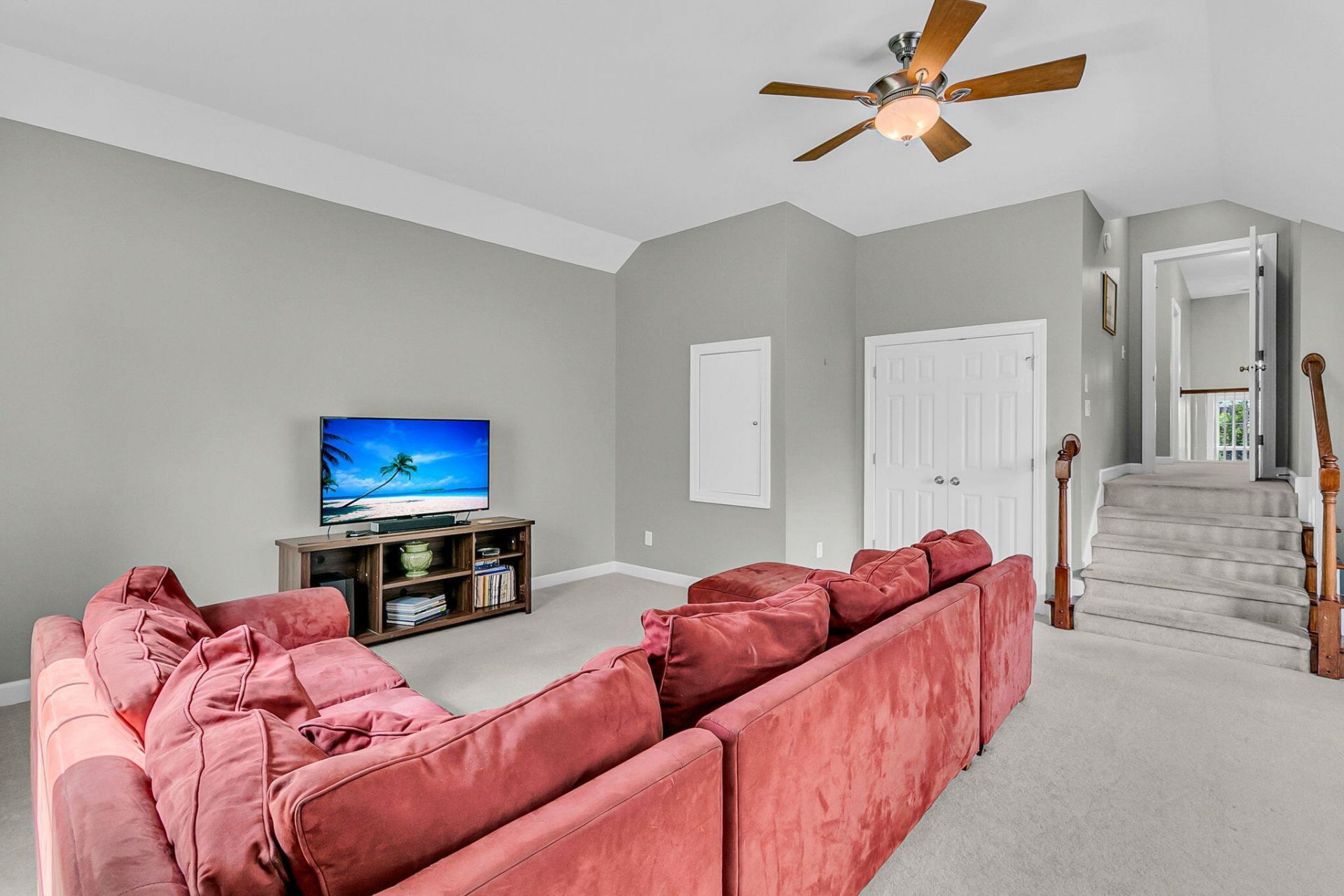 3124 Treadwell Street Photo 39