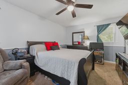 111 Duke Lane photo 4