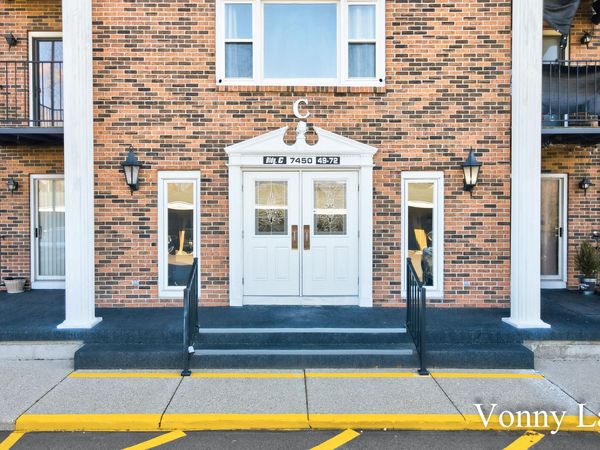 7450 Boulder Bluff Drive, Unit 69, Jenison, MI 49428