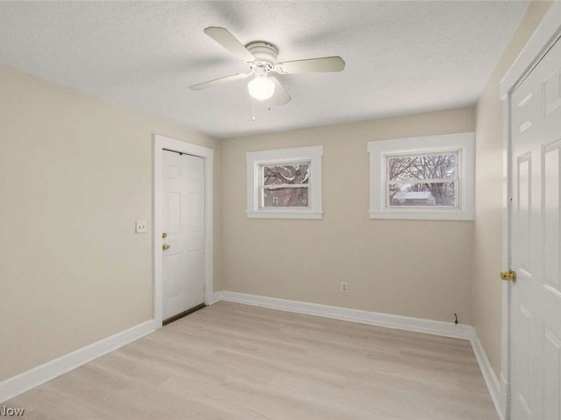 1714 Castle Avenue , Cleveland, OH 44113 Photo 15