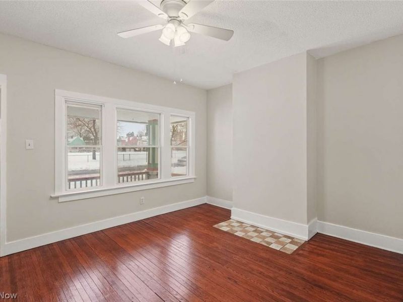 1714 Castle Avenue , Cleveland, OH 44113 Photo 2