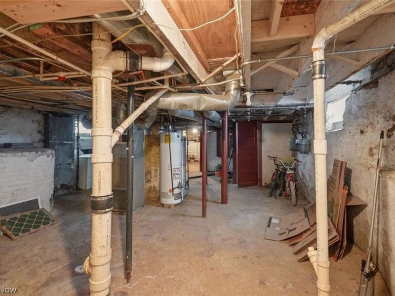 1714 Castle Avenue , Cleveland, OH 44113 Photo 22