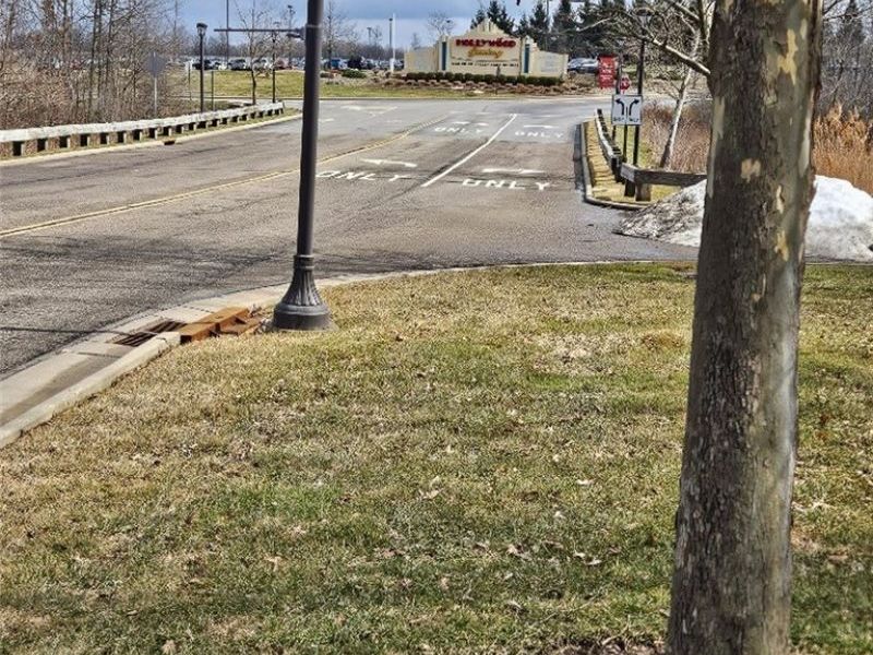 Ashley Circle , Austintown, OH 44515 Photo 8