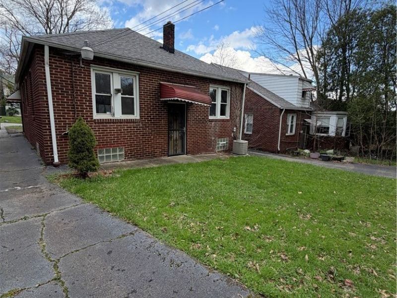 119 Upland Avenue , Youngstown, OH 44505 Photo 18