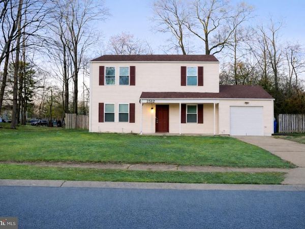 2512 GITTINGS COURT , WALDORF, MD 20602