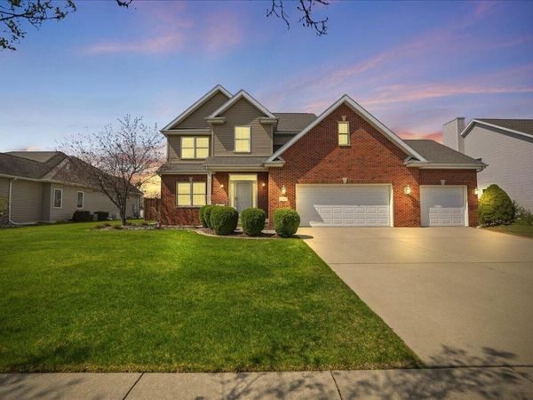 12460 Pennsylvania Place, Crown Point, IN 46307