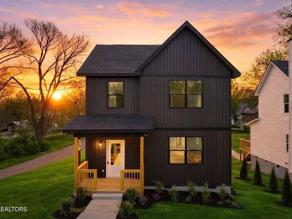 906 Avenue A , Knoxville, TN 37920