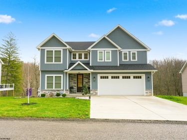 206 Farm Brook Lane, Morgantown, WV 26505