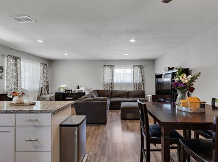 8943 El Mirador Dr #4, Unit 4, Elk Grove, CA 95624 Photo