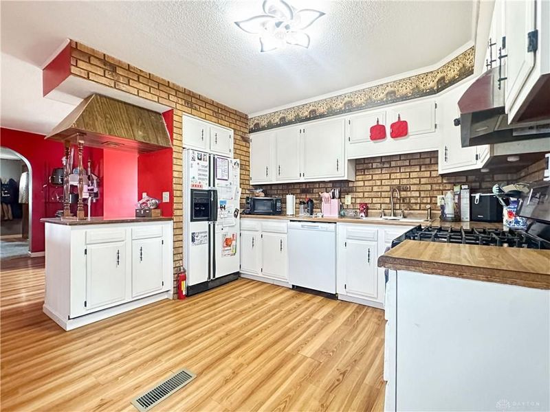 911 Miami Street, Urbana, OH 43078 Photo 14