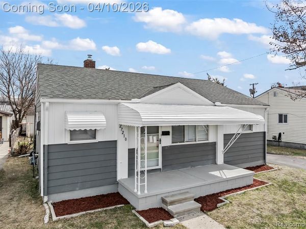 27210 Seyburn Avenue, Warren, MI 48092