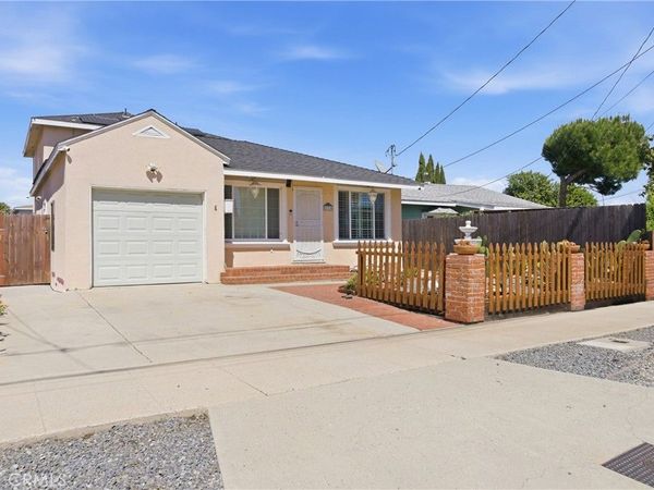 550 W Upland, San Pedro, CA 90731