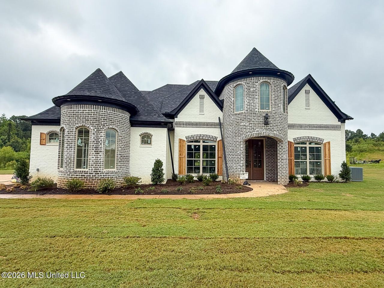 206 Poplar Lane, Holly Springs, MS 38635 Main Photo