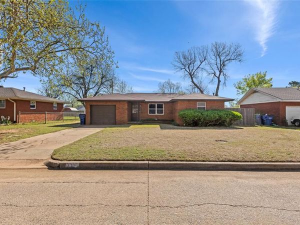 1319 S 11th Street, Kingfisher, OK 73750