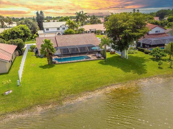 20725 Waters Edge Court, Boca Raton, FL 33498