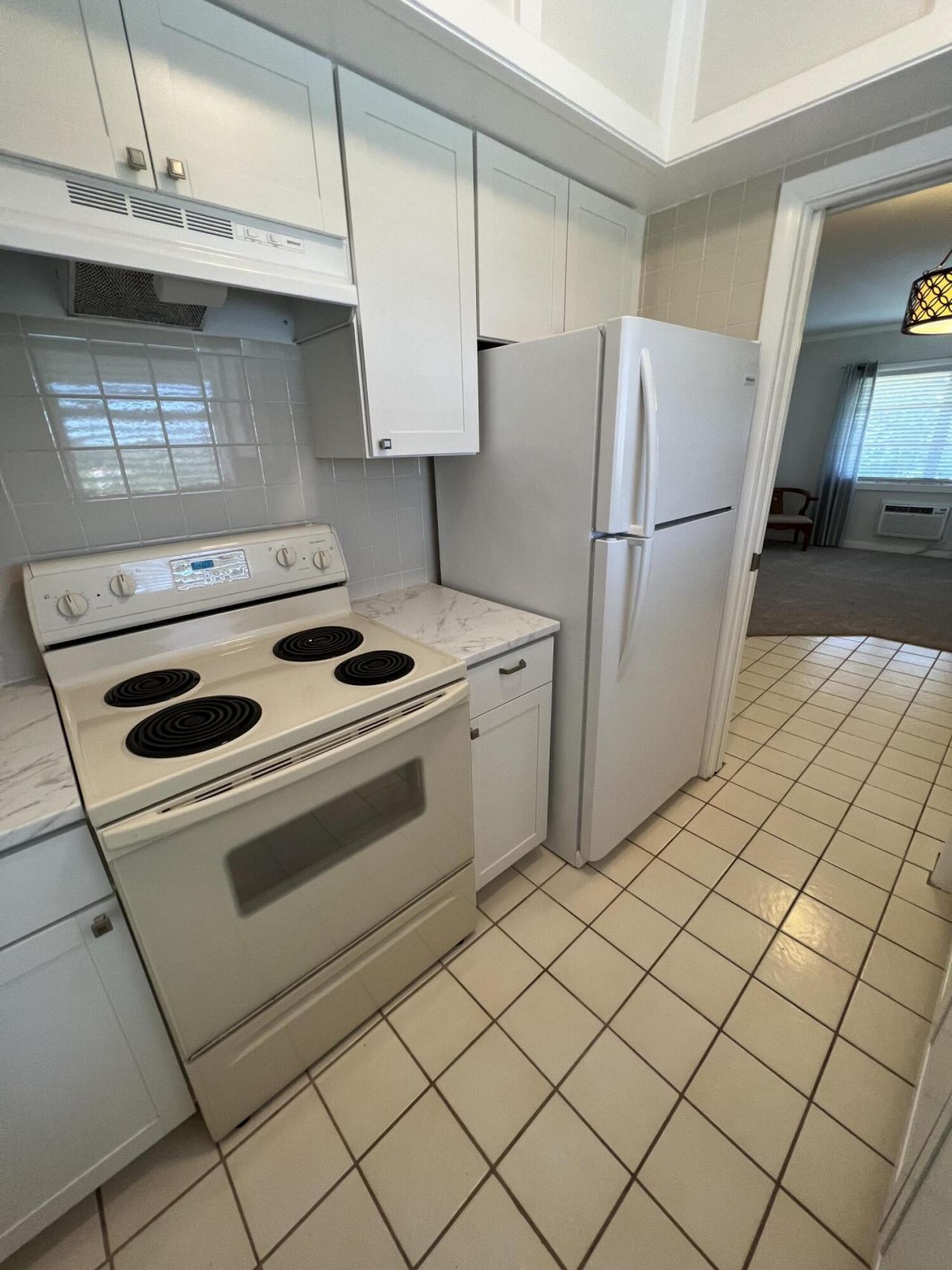 1050 E Sample Road, Unit 311, Pompano Beach, FL 33064 Photo