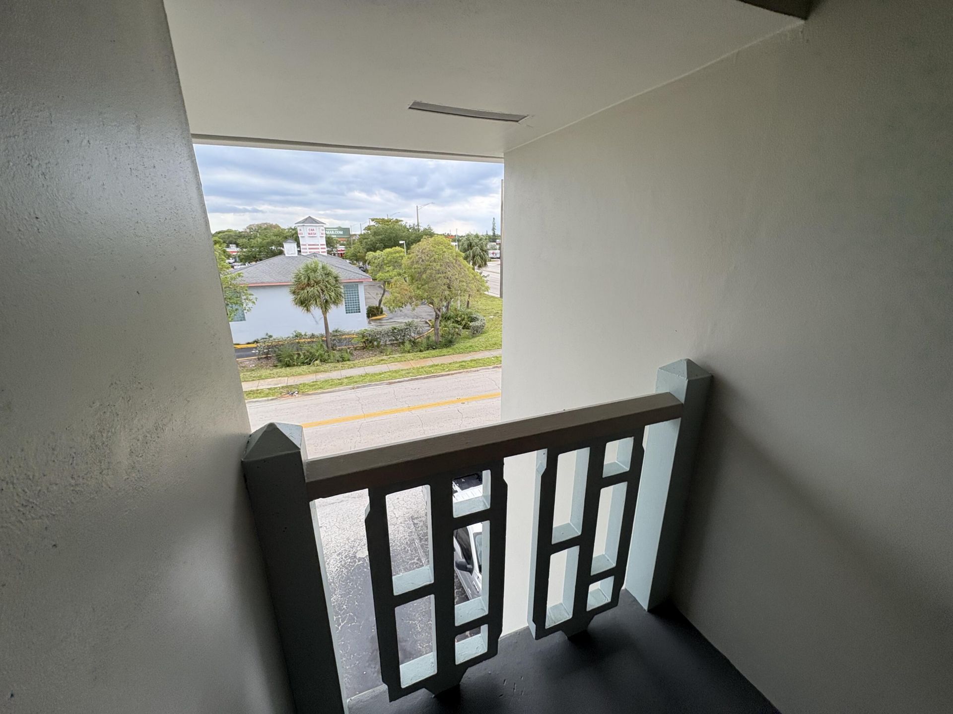 1050 E Sample Road, Unit 311, Pompano Beach, FL 33064 Photo