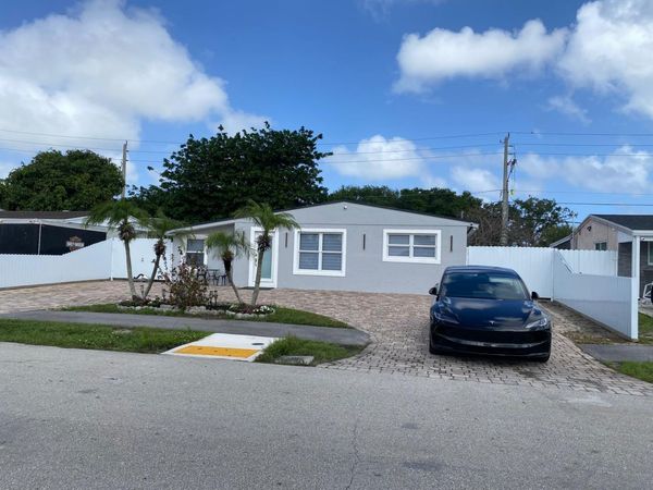 112 E Browning Drive, Gun Club Estates, FL 33406