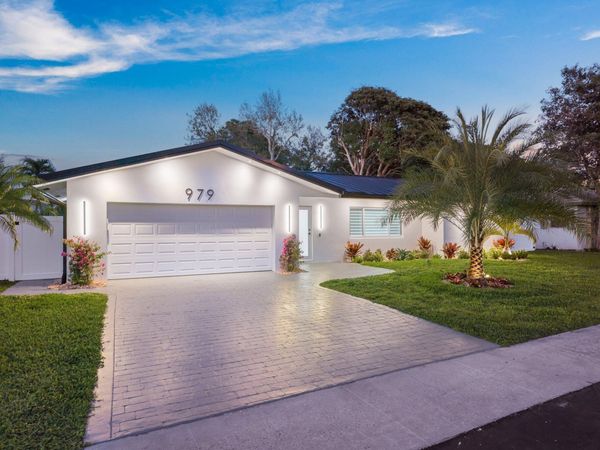 979 NW 8th Street, Boca Raton, FL 33486